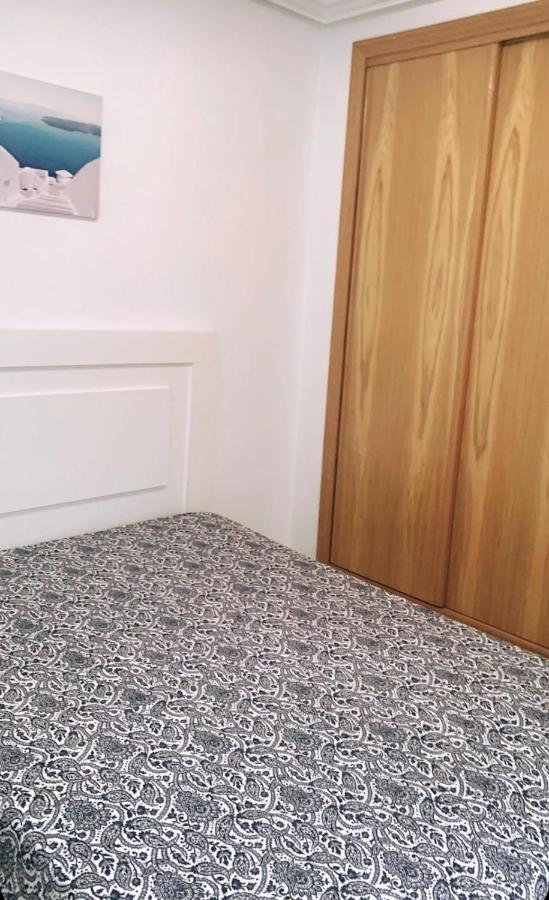 Apartamento Lola 또레비에하 외부 사진